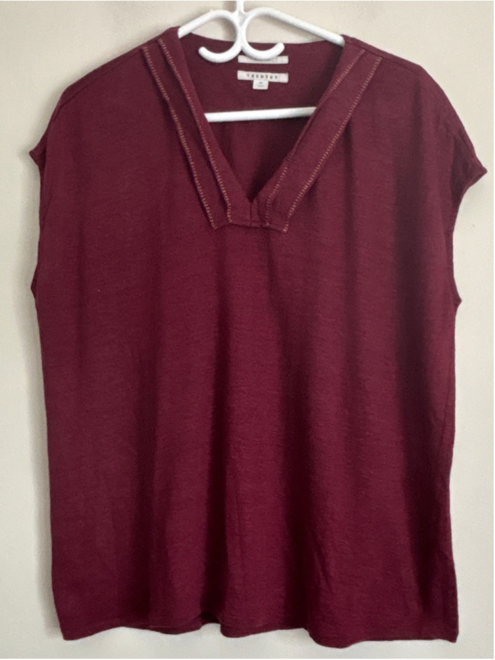 Trenery Burgundy Pure Linen Short Sleeve Tee With V Neck Size M Career Travel